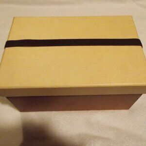 NWT photo storage box with accessories
